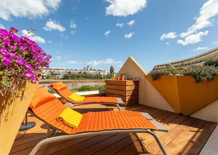 شقة Tiffanys Heliopolis Renovated With Terrace - Naturist Village
